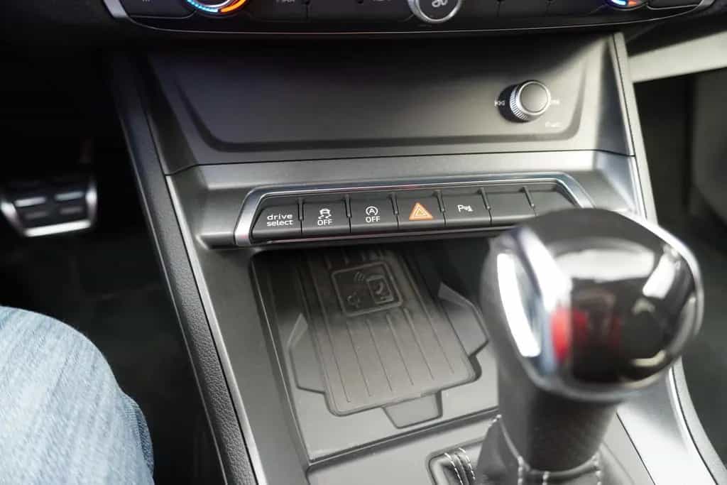 Audi Q3 Sportback 40 2.0 TDI quattro S-Line LED AHK 11/2020-photo-31