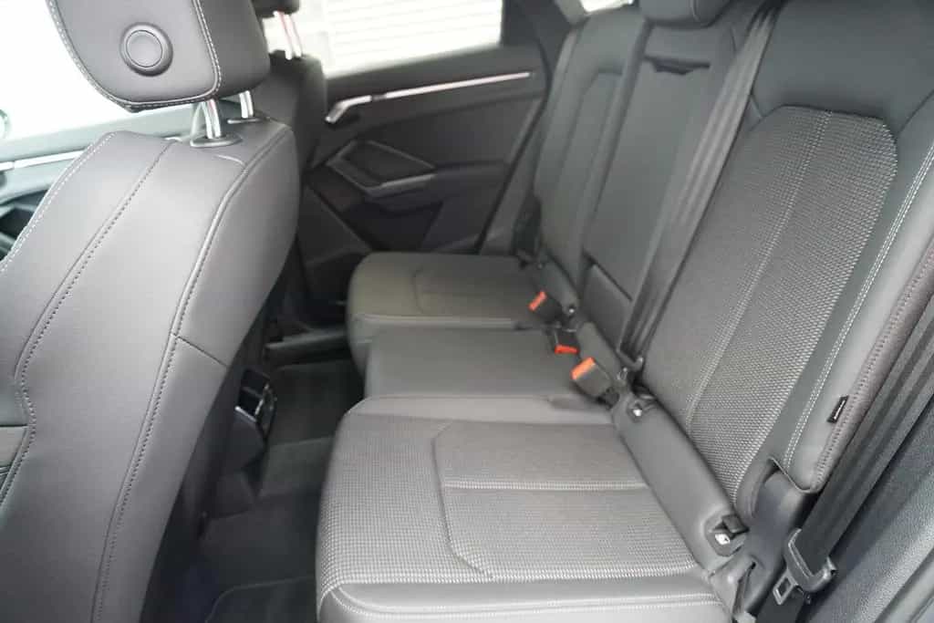 Audi Q3 Sportback 40 2.0 TDI quattro S-Line LED AHK 11/2020-photo-36