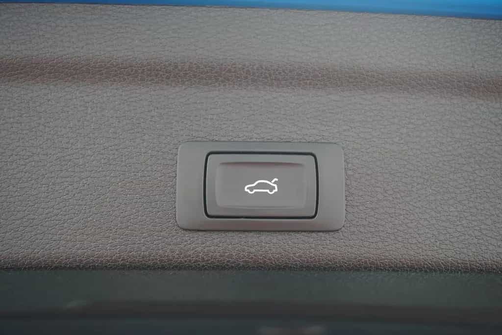 Audi Q3 Sportback 40 2.0 TDI quattro S-Line LED AHK 11/2020-photo-39