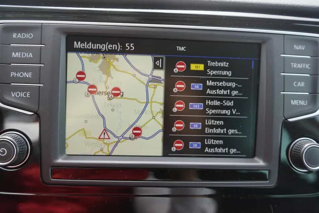 Volkswagen Golf Sportsvan 1.4 TSI DSG AAC Xenon Navi beh. F 06/2018-photo-18