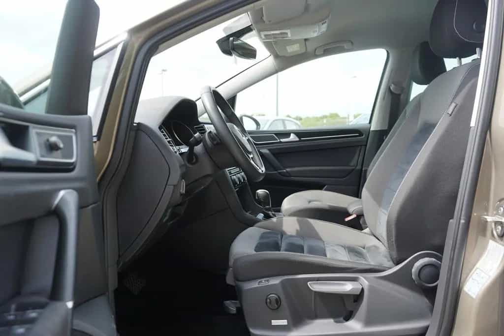 Volkswagen Golf Sportsvan 1.4 TSI DSG AAC Xenon Navi beh. F 06/2018-photo-26