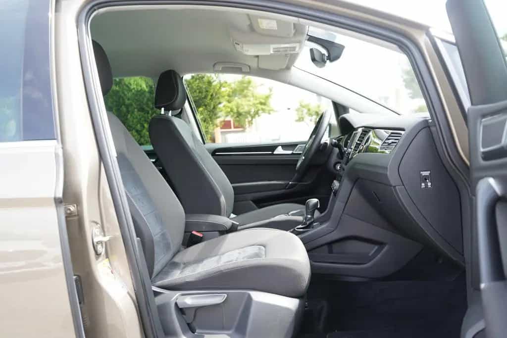 Volkswagen Golf Sportsvan 1.4 TSI DSG AAC Xenon Navi beh. F 06/2018-photo-27