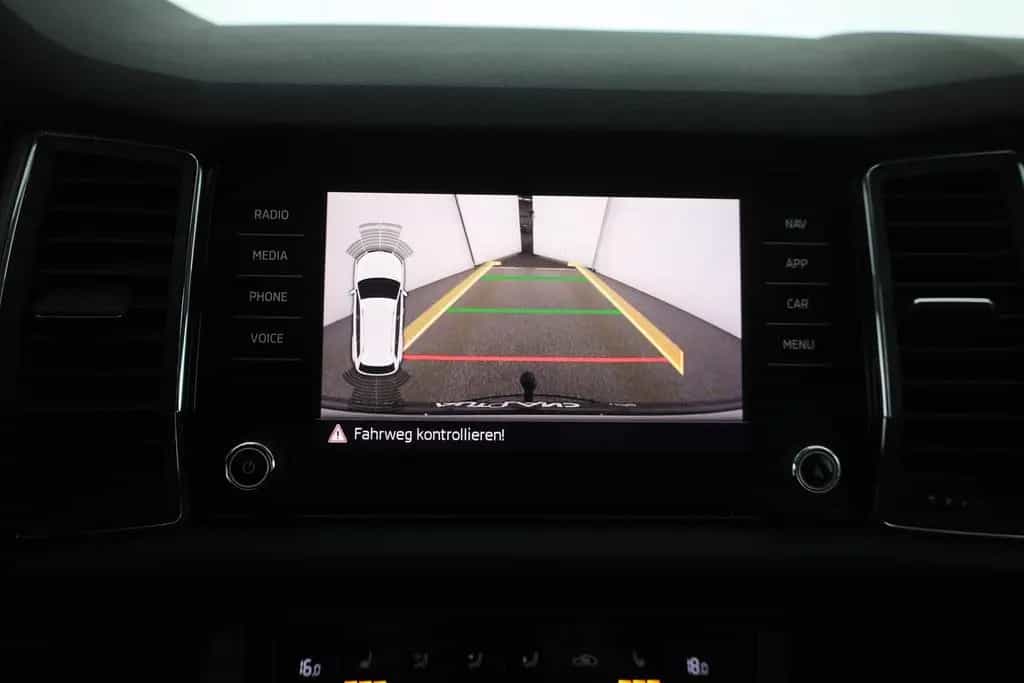 Skoda Kodiaq 1.5 TSI DSG Soleil LED Navi Sitzheizung 01/2020-photo-26