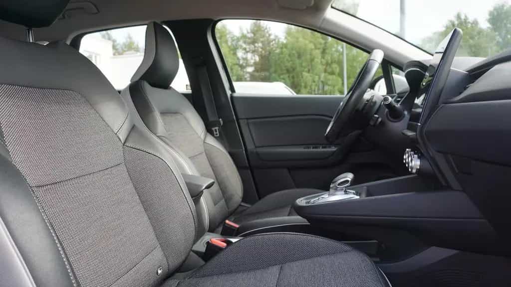 Renault Captur II 1.3 TCE Intens Kamera Navi Sitzheizung 08/2020-photo-28
