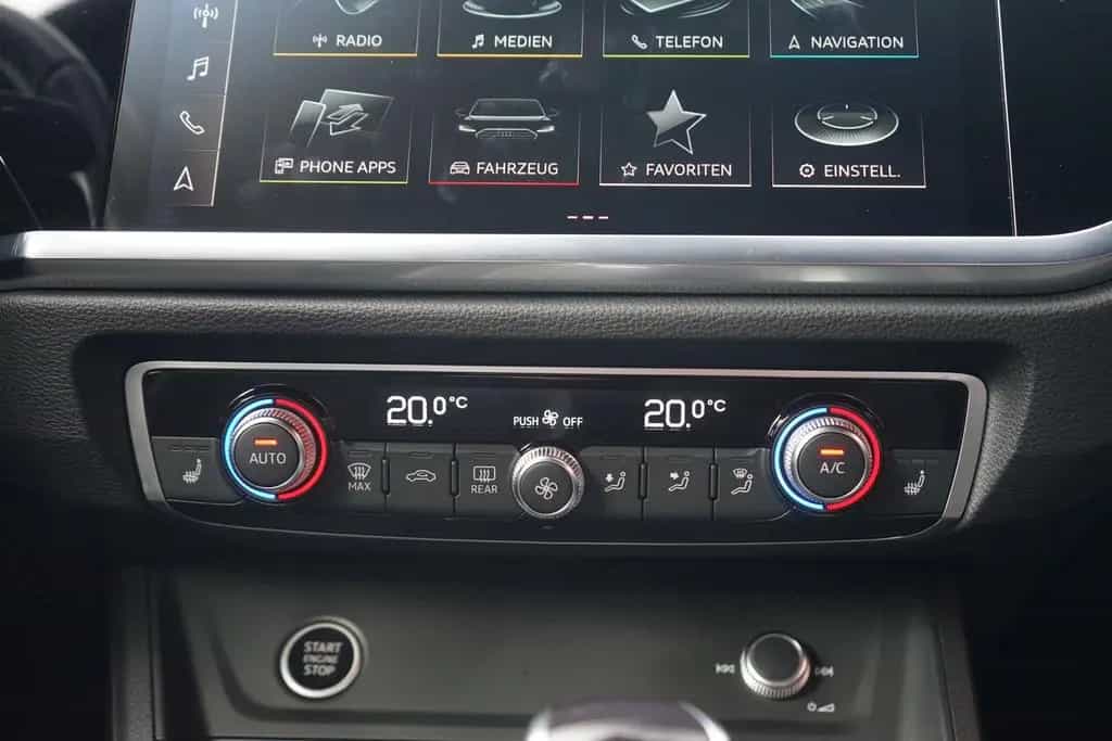 Audi Q3 40 2.0 TFSI quattro S-Line LED AHK Navi ACC 06/2022-photo-20
