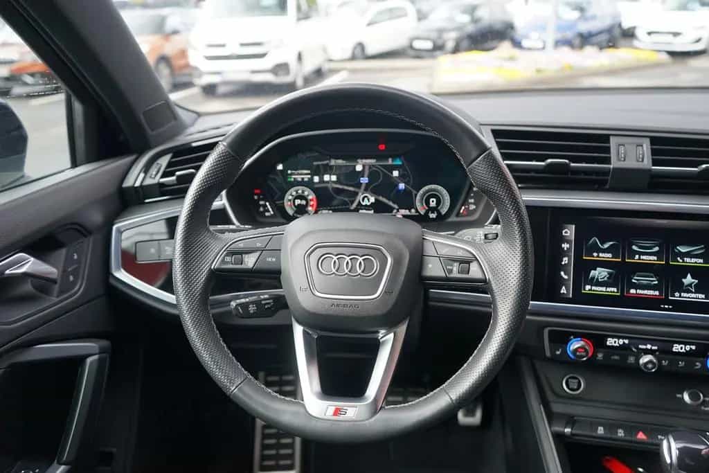 Audi Q3 40 2.0 TFSI quattro S-Line LED AHK Navi ACC 06/2022-photo-27