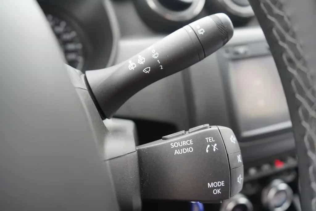 Dacia Duster II 1.2 Comfort Navi Tempomat Sitzheizung 06/2018-photo-14