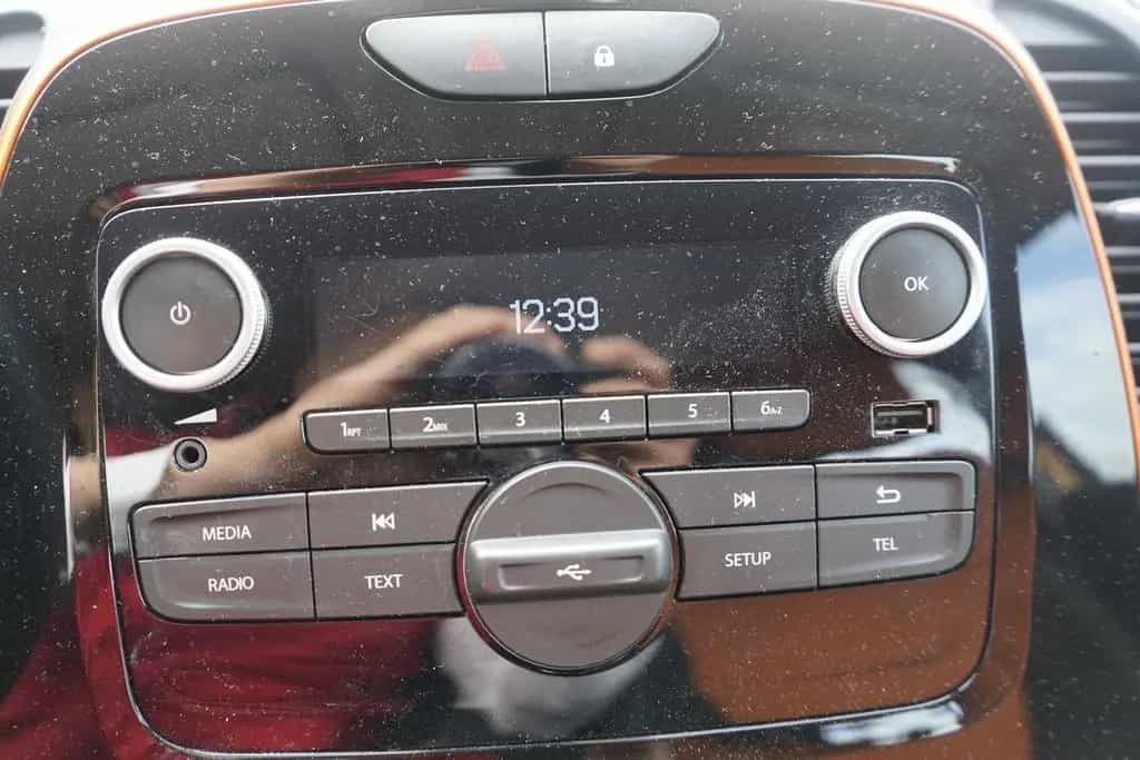 Renault Captur 1.2 TCE Experience Navi Tempomat Klima 05/2018-photo-14