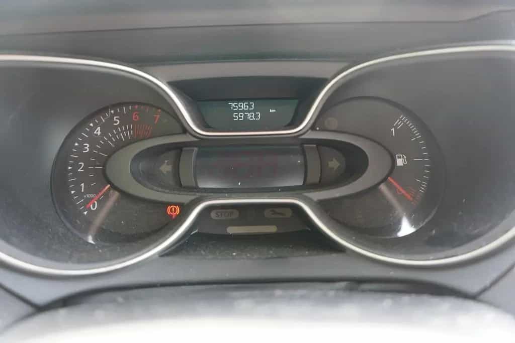 Renault Captur 1.2 TCE Experience Navi Tempomat Klima 05/2018-photo-9