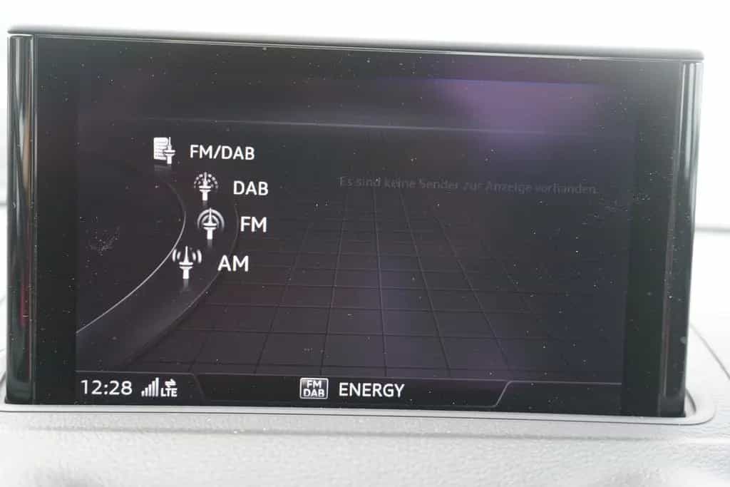 Audi A3 1.5 TSI S tronic sport NAVI SHZ AAC PDC Xenon 07/2017-photo-16