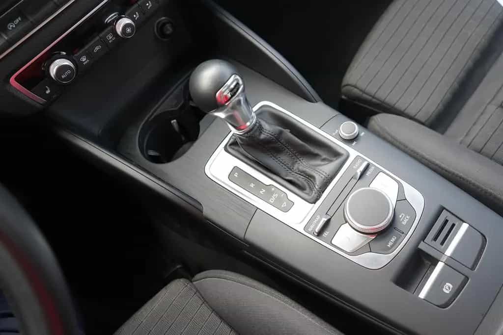 Audi A3 1.5 TSI S tronic sport NAVI SHZ AAC PDC Xenon 07/2017-photo-19