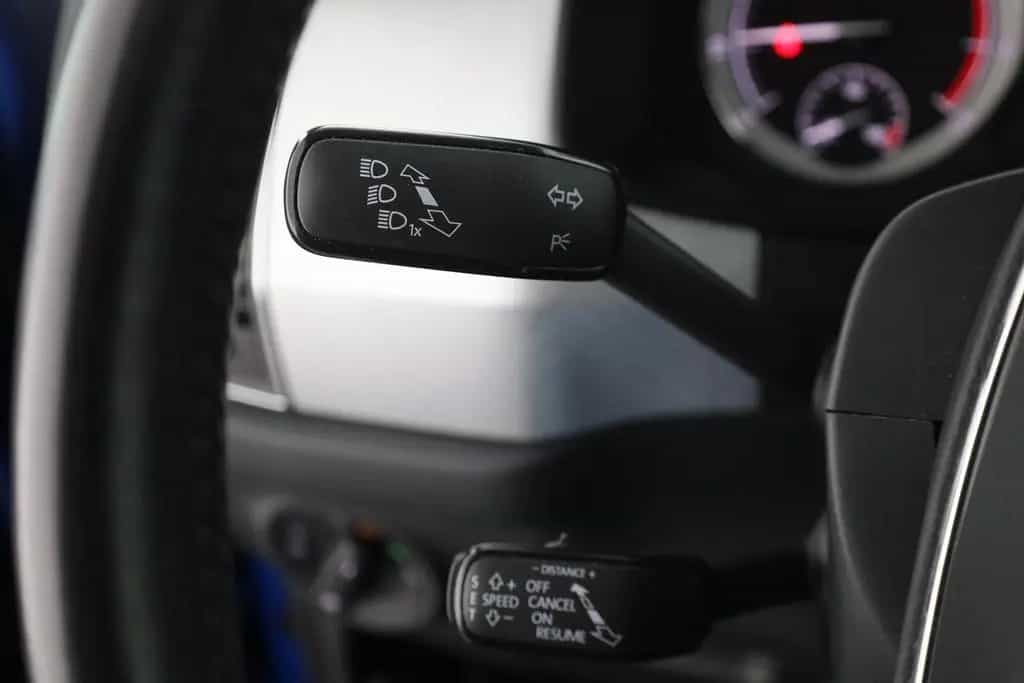 Skoda Kodiaq 2.0 TSI DSG 4x4 Tour Standheizung ACC LED 06/2022-photo-18