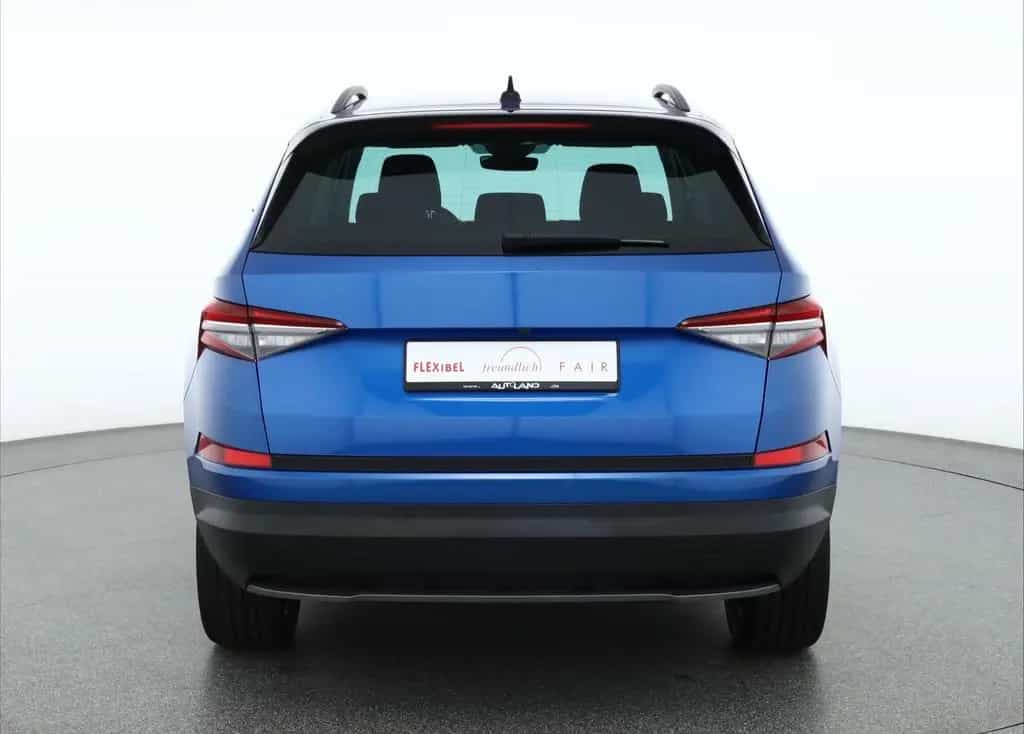 Skoda Kodiaq 2.0 TSI DSG 4x4 Tour Standheizung ACC LED 06/2022-photo-3