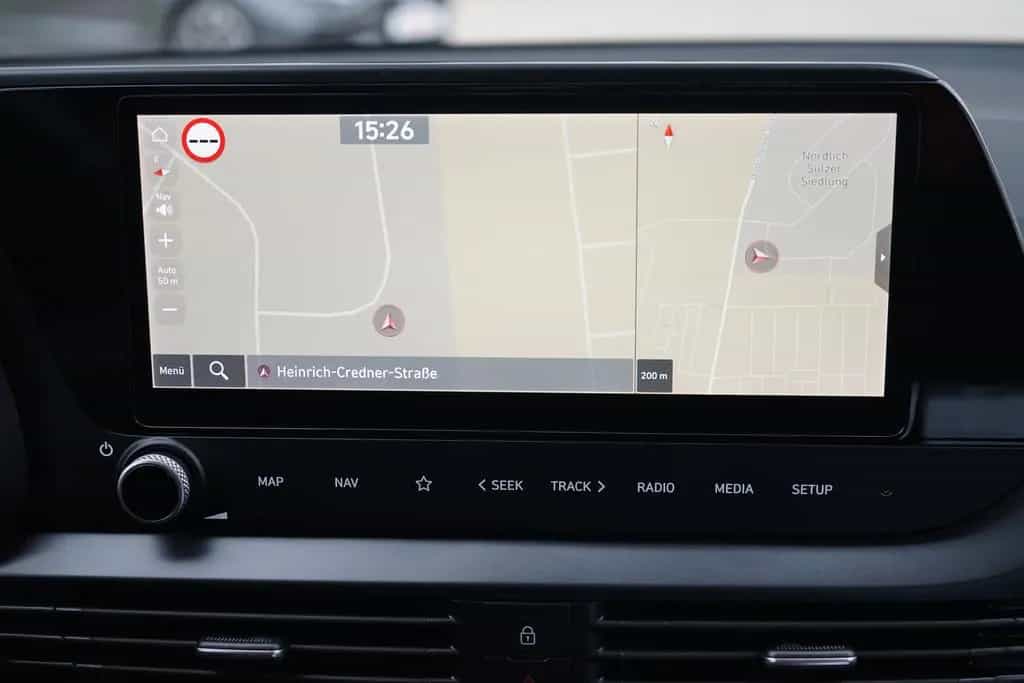 Hyundai BAYON 1.0 T-GDI Select 2WD Navi B&O Bose Kamera 02/2022-photo-16