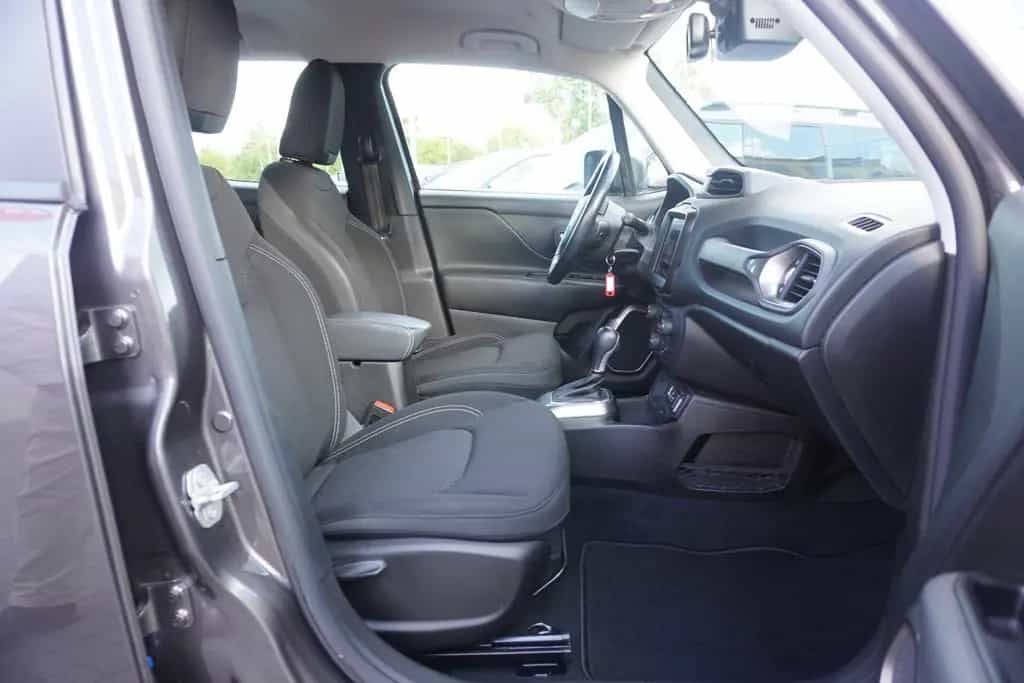 Jeep Renegade 1.3 T-GDI AT Navi Lenkradheizung PDC 04/2021-photo-13