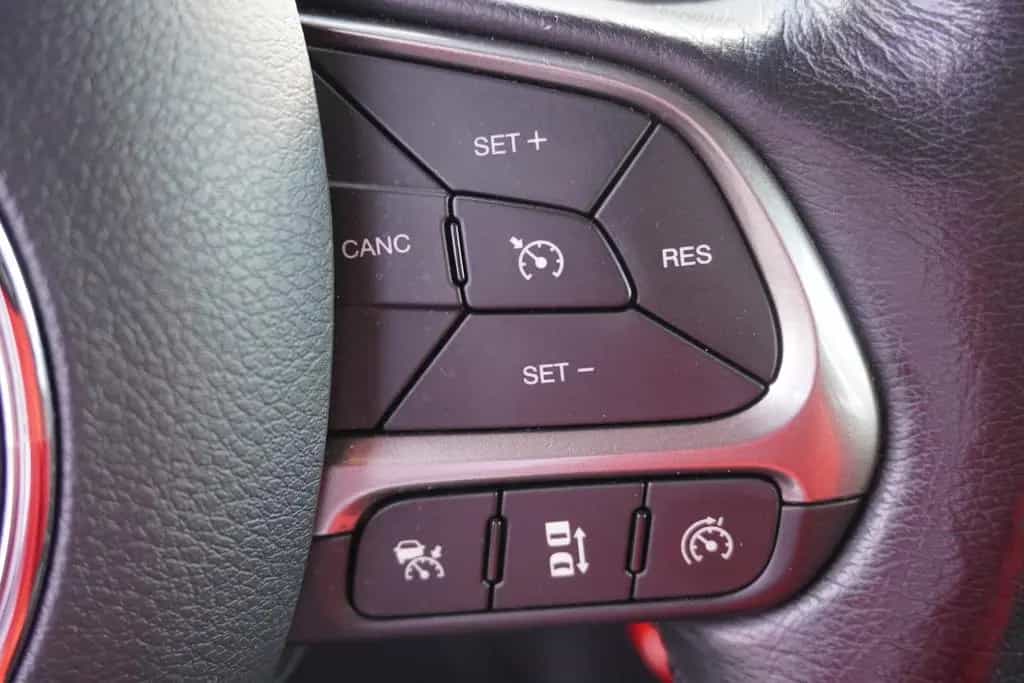 Jeep Renegade 1.3 T-GDI AT Navi Lenkradheizung PDC 04/2021-photo-18
