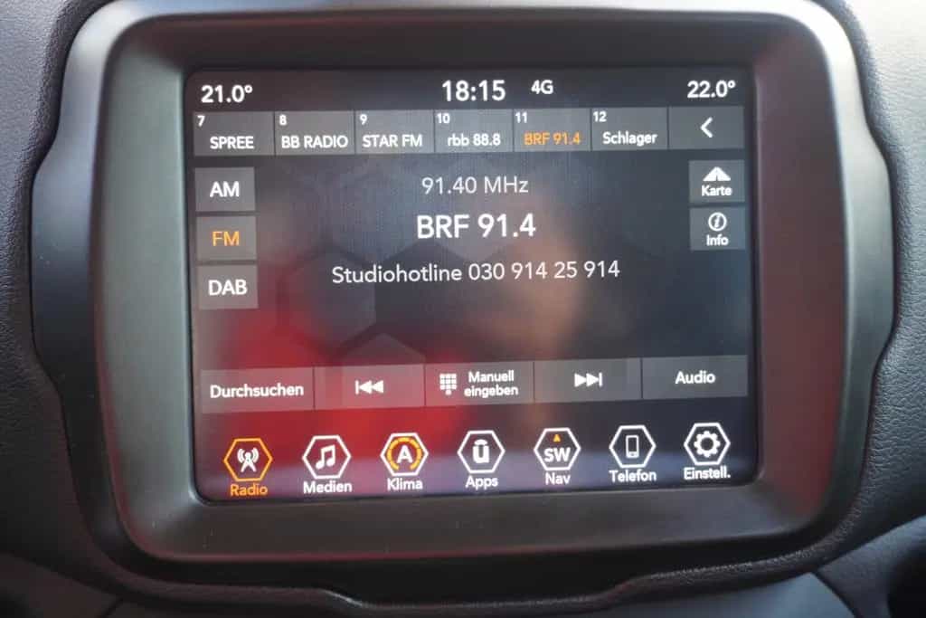 Jeep Renegade 1.3 T-GDI AT Navi Lenkradheizung PDC 04/2021-photo-25