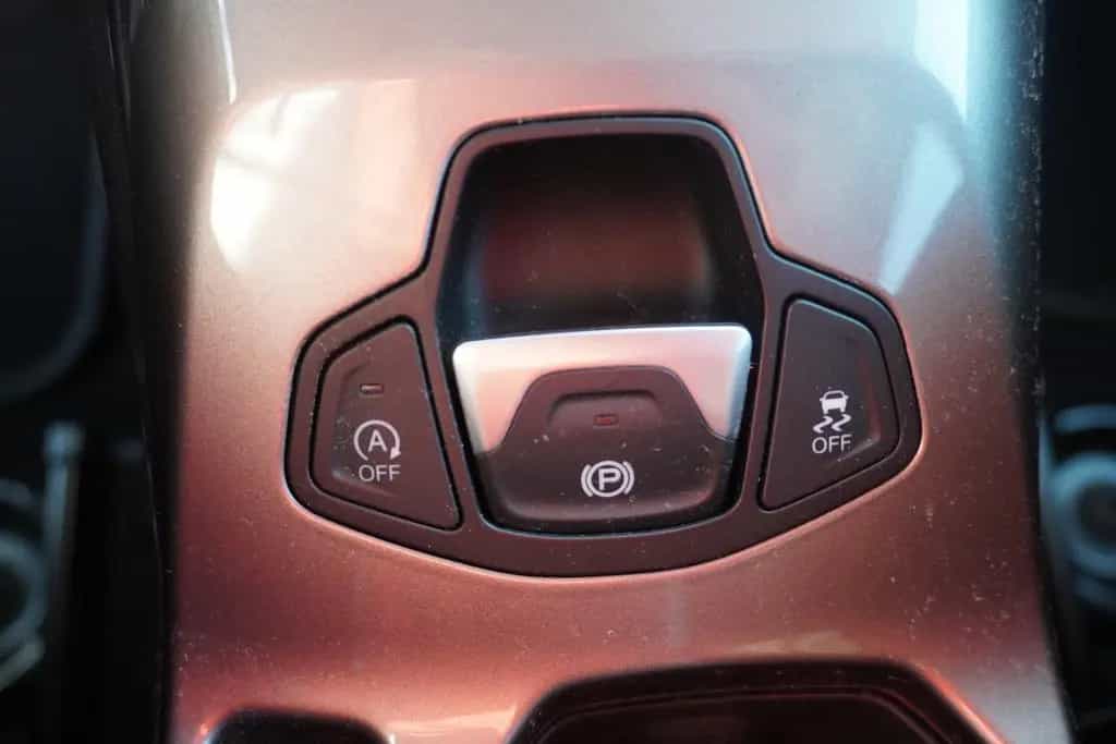 Jeep Renegade 1.3 T-GDI AT Navi Lenkradheizung PDC 04/2021-photo-28