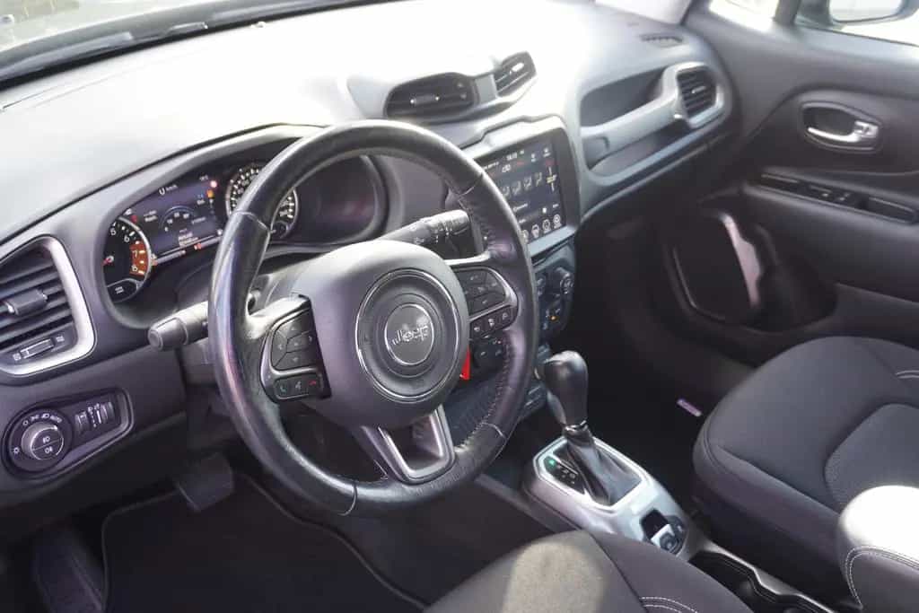 Jeep Renegade 1.3 T-GDI AT Navi Lenkradheizung PDC 04/2021-photo-7