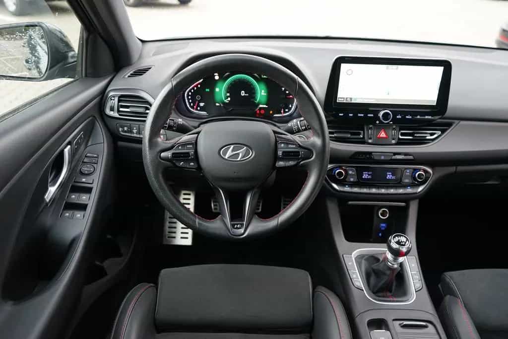 Hyundai i30 1.5 MHEV N-Line LED Navi Sitzheizung Kamera 09/2021-photo-16