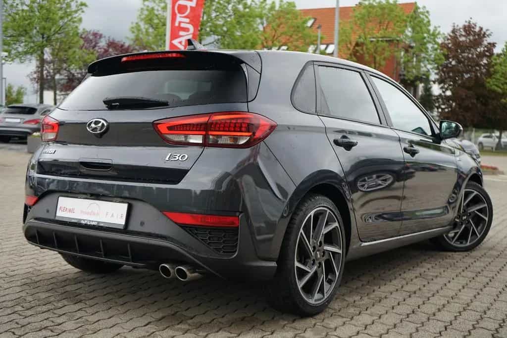 Hyundai i30 1.5 MHEV N-Line LED Navi Sitzheizung Kamera 09/2021-photo-2