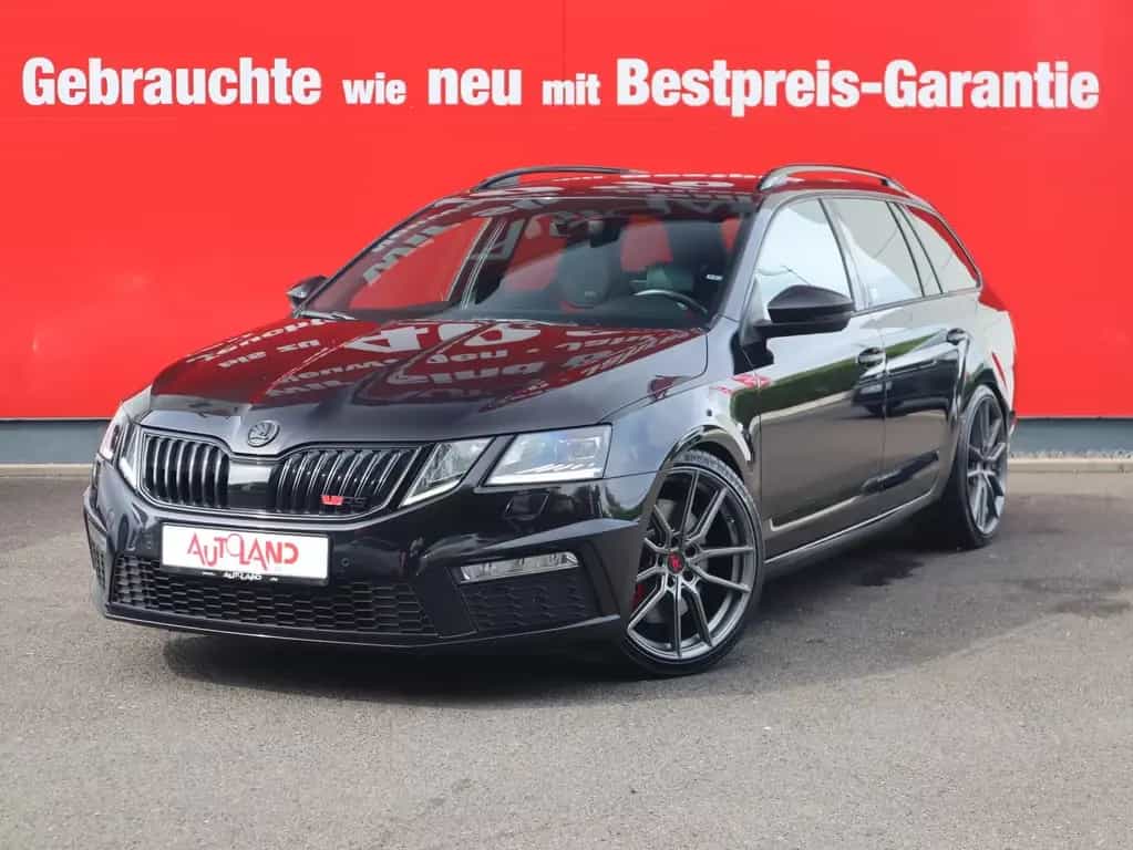 Skoda Octavia 2.0 TSI DSG RS LED Navi Tempomat AHK 03/2018-photo-1
