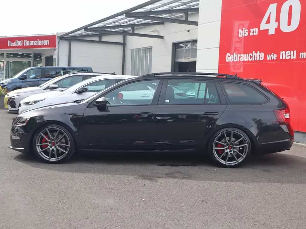 Skoda Octavia 2.0 TSI DSG RS LED Navi Tempomat AHK 03/2018-photo-2