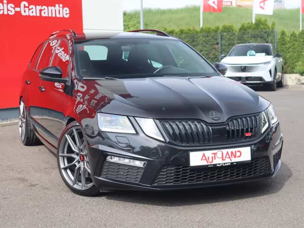 Skoda Octavia 2.0 TSI DSG RS LED Navi Tempomat AHK 03/2018-photo-7