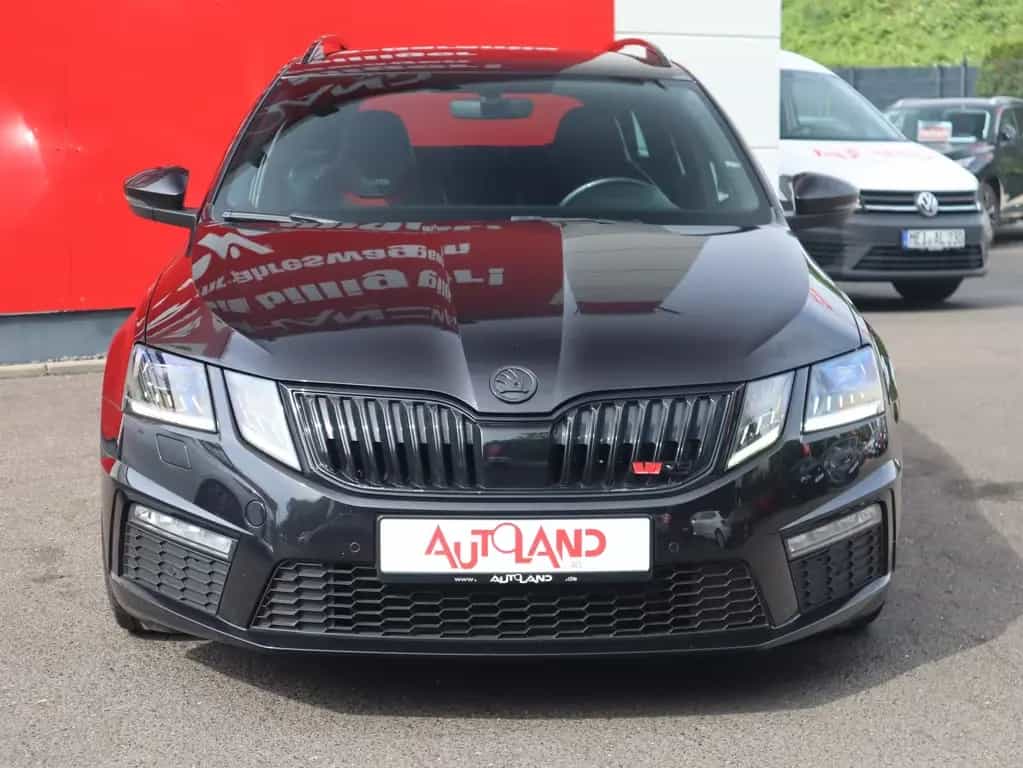 Skoda Octavia 2.0 TSI DSG RS LED Navi Tempomat AHK 03/2018-photo-8