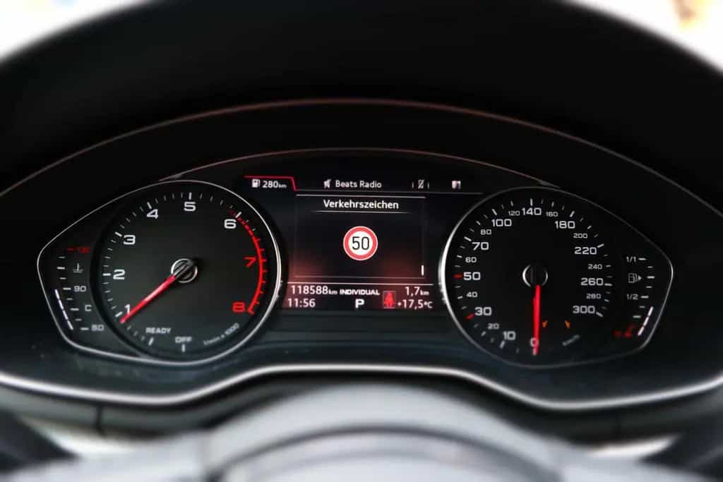 Audi A4 40 TFSI Avant S tr. /S-LINE/ACC/DAB/LEDER/ 03/2019-photo-18