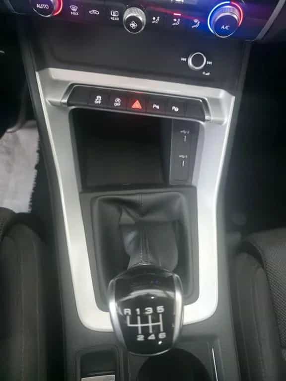 Audi Q3 35 TDI Business Advanced 09/2021-photo-12