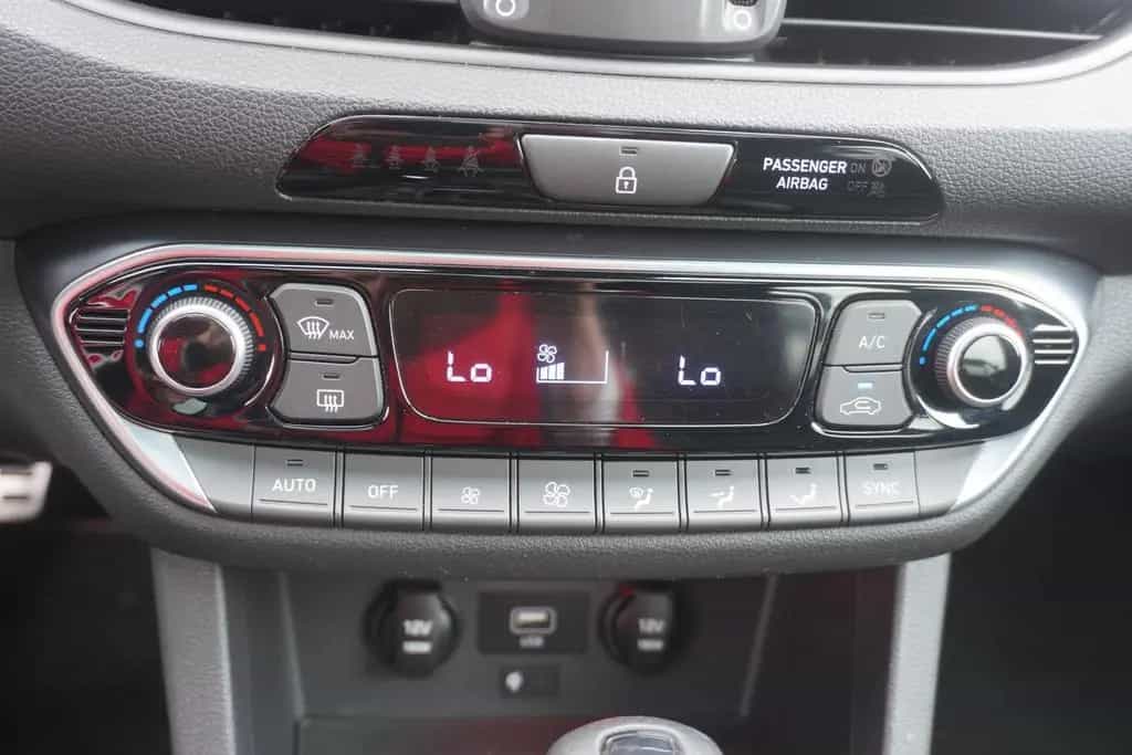 Hyundai i30 Fastback 2.0 T-GDI N Performance LED Navi 07/2021-photo-23