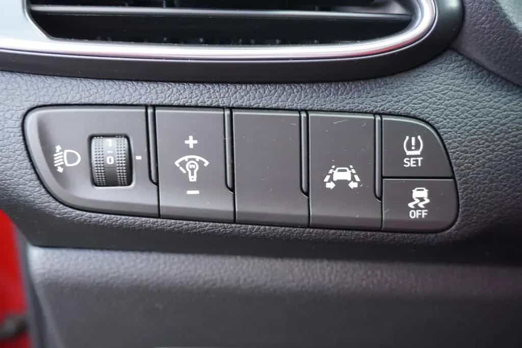 Hyundai i30 1.4 T-GDI N Line DCT Navi Kamera Sitzheizung 01/2019-photo-15
