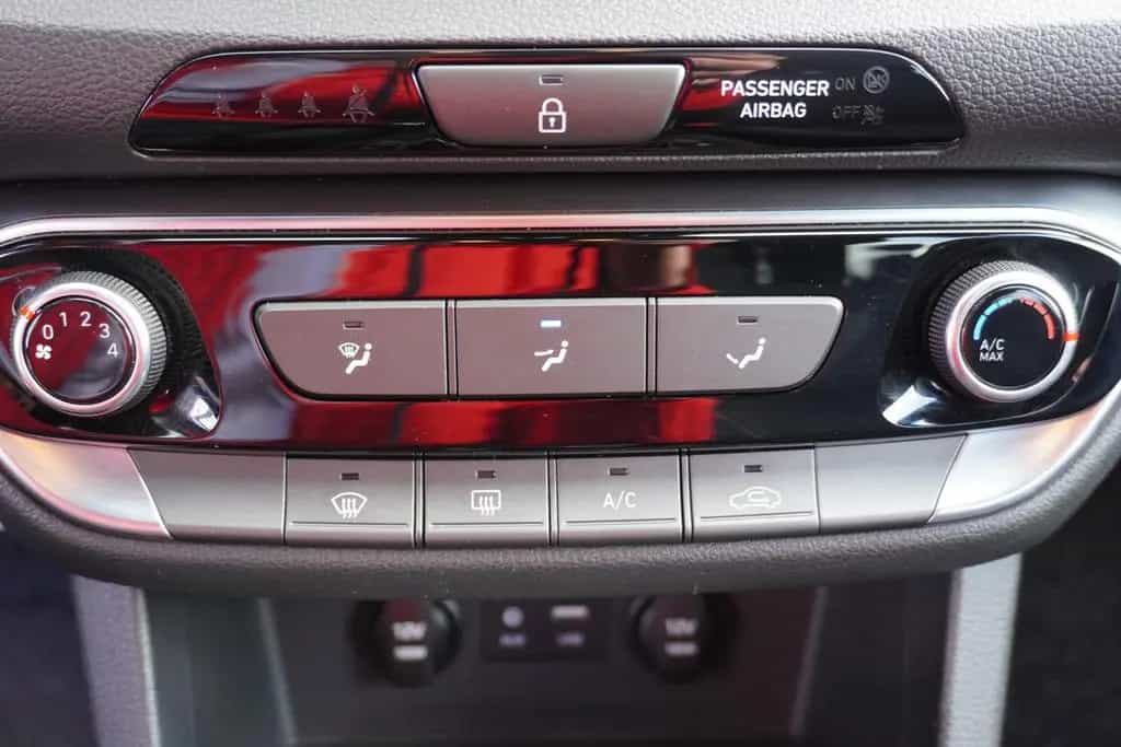 Hyundai i30 1.4 T-GDI N Line DCT Navi Kamera Sitzheizung 01/2019-photo-24