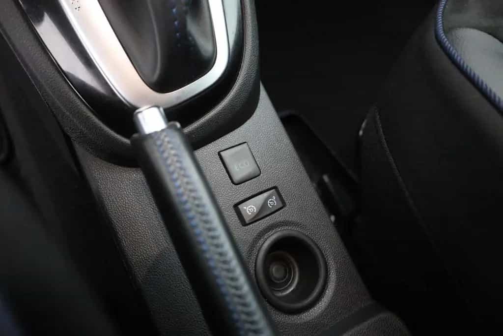 Renault Captur 1.3 TCe Version S LED Navi Sitzheizung 06/2018-photo-13