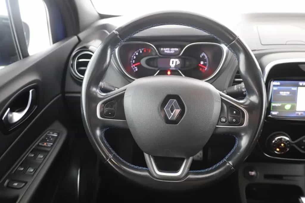Renault Captur 1.3 TCe Version S LED Navi Sitzheizung 06/2018-photo-14