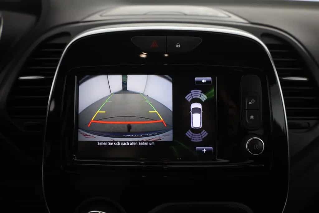 Renault Captur 1.3 TCe Version S LED Navi Sitzheizung 06/2018-photo-17