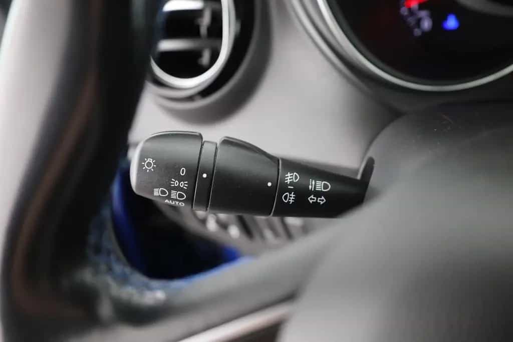 Renault Captur 1.3 TCe Version S LED Navi Sitzheizung 06/2018-photo-19
