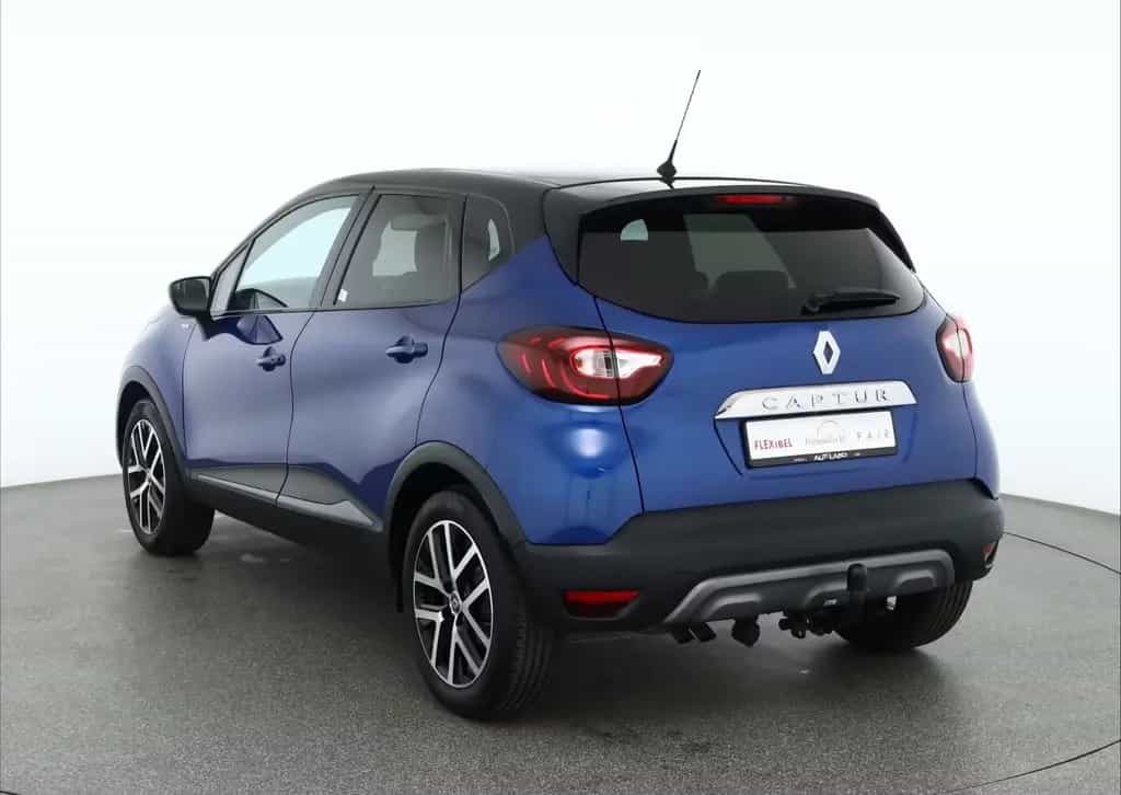 Renault Captur 1.3 TCe Version S LED Navi Sitzheizung 06/2018-photo-2