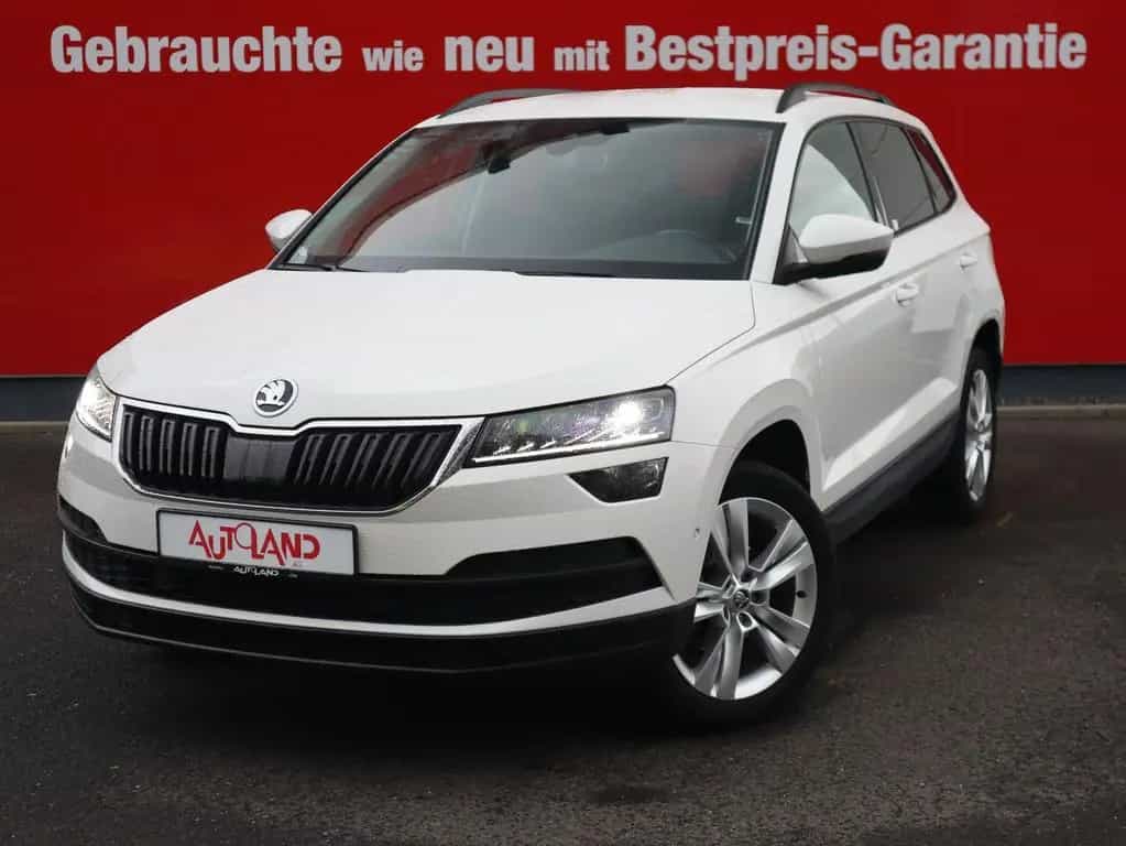 Skoda Karoq 1.5 TSI DSG Style LED Navi Tempomat PDC 12/2018-photo-1
