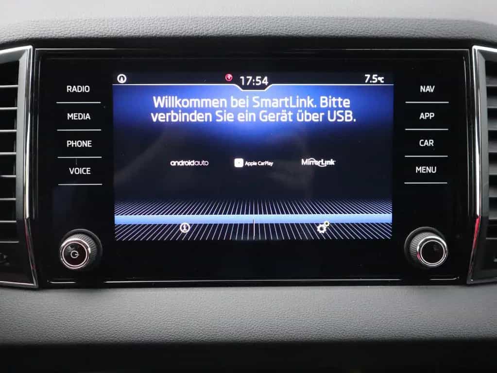 Skoda Karoq 1.5 TSI DSG Style LED Navi Tempomat PDC 12/2018-photo-12