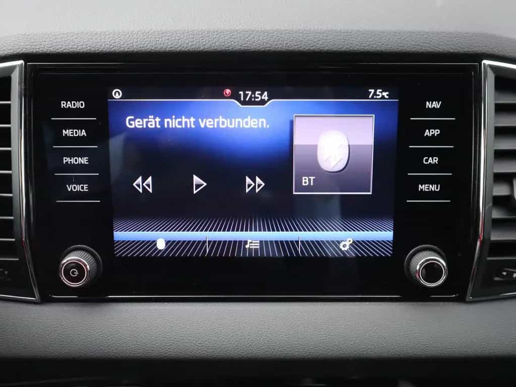 Skoda Karoq 1.5 TSI DSG Style LED Navi Tempomat PDC 12/2018-photo-14
