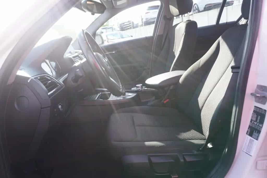 BMW 118 i Advantage Aut. LED Navi Sitzheizung Klima 06/2019-photo-10