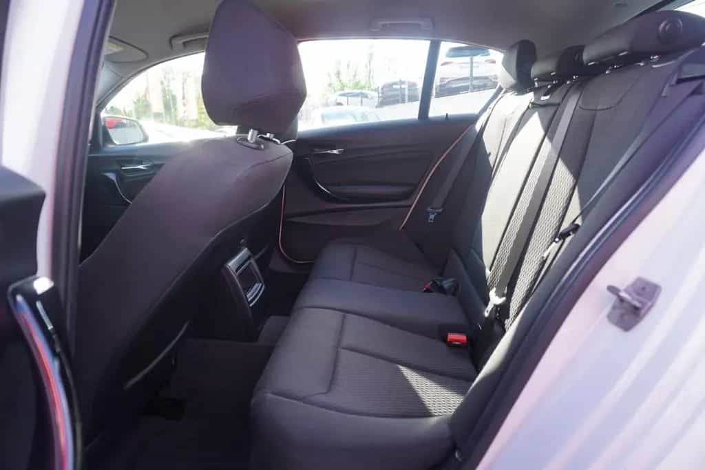 BMW 118 i Advantage Aut. LED Navi Sitzheizung Klima 06/2019-photo-11
