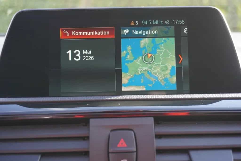 BMW 118 i Advantage Aut. LED Navi Sitzheizung Klima 06/2019-photo-21