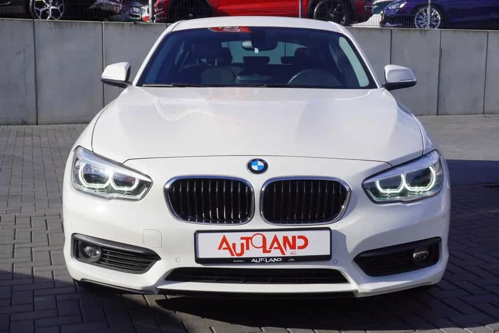 BMW 118 i Advantage Aut. LED Navi Sitzheizung Klima 06/2019-photo-6
