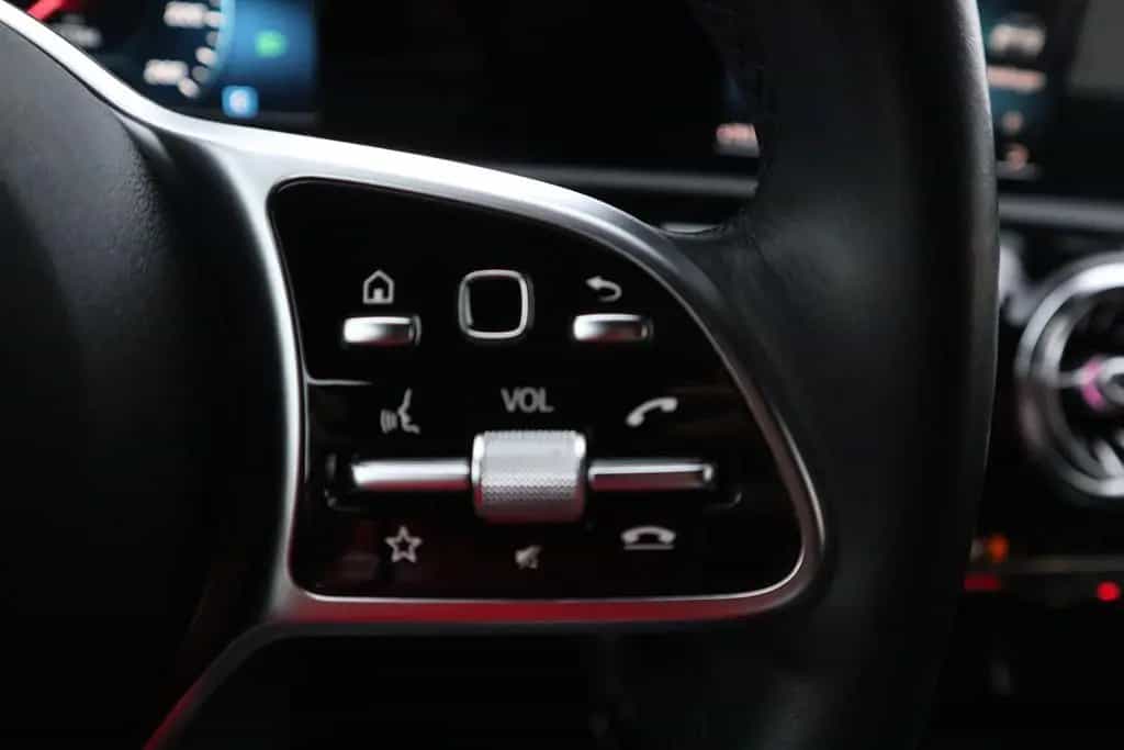 Mercedes-Benz A 200 A200 AMG Line LED Navi Tempomat Sitzheizung DAB 11/2018-photo-24