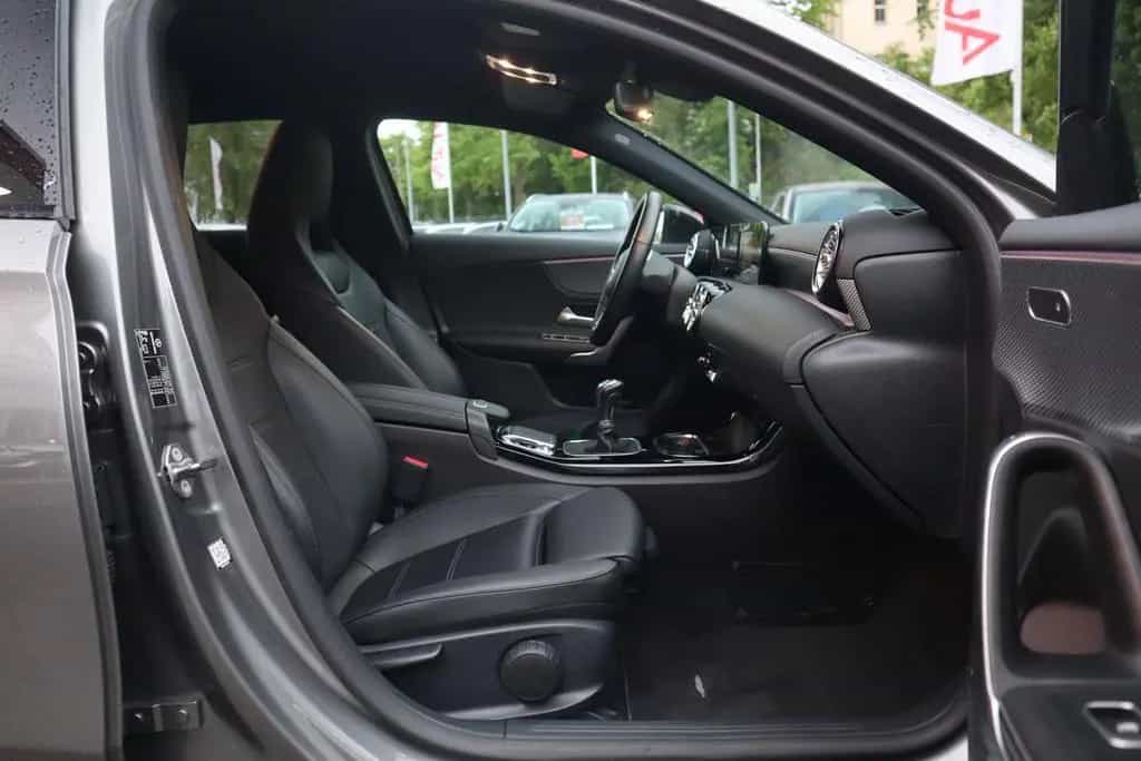Mercedes-Benz A 200 A200 AMG Line LED Navi Tempomat Sitzheizung DAB 11/2018-photo-29