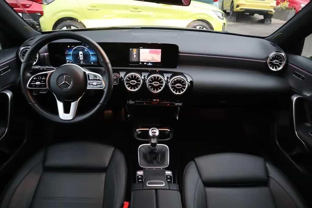 Mercedes-Benz A 200 A200 AMG Line LED Navi Tempomat Sitzheizung DAB 11/2018-photo-9