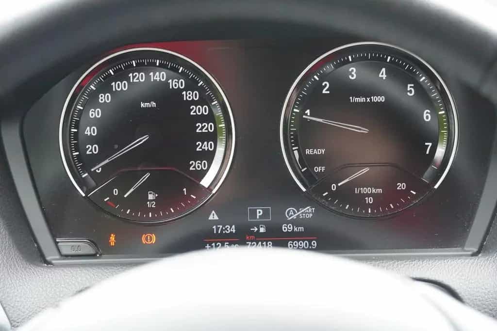BMW 1 Series 118i Edition Sport Line Shadow LED Navi Tempomat 06/2018-photo-15
